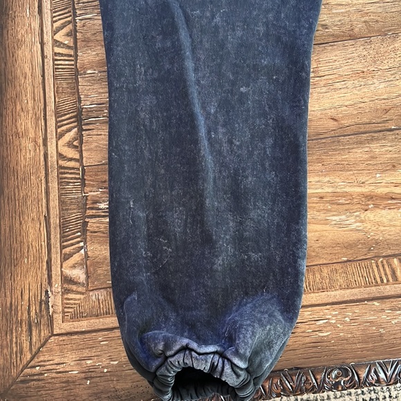 Legends Black Tye-Dye jogger sweat pants - Picture 10 of 11